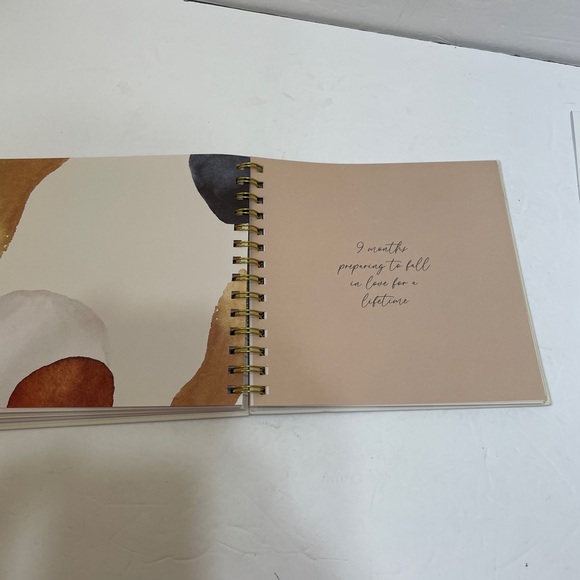 NEW WITHOUT TAGS‎ MAMA TO BE JOURNAL - Picture 5 of 8